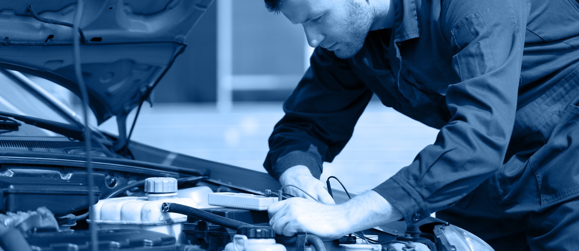  A mechanic Car Servicing Dartford